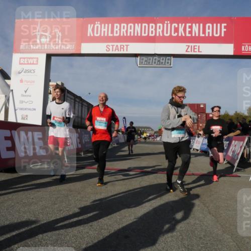 03.10.2025 - Köhlbrandbrückenlauf Matties Gatica Varas http://msf.ph/oto/9167780 03.10.2025 10:10:48 Ziel 1217, 1413, 1701, 2015, 2150, 3032 meine-sportfotos.de