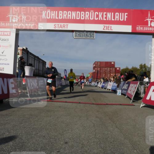 03.10.2025 - Köhlbrandbrückenlauf Matties Gatica Varas http://msf.ph/oto/9167796 03.10.2025 10:10:57 Ziel 1151, 1183, 1229, 1450, 1568, 1701, 1705, 1945, 1973, 2150, 2729, 3032, 3352, 3717, 3808, 3818 meine-sportfotos.de