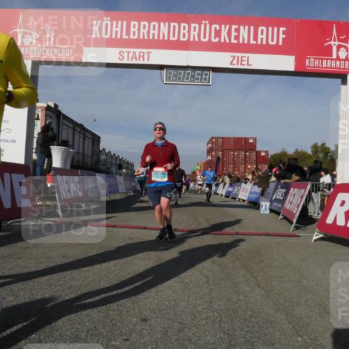 03.10.2025 - Köhlbrandbrückenlauf Matties Gatica Varas http://msf.ph/oto/9167802 03.10.2025 10:11:00 Ziel 1151, 1183, 1229, 1450, 1568, 1705, 1802, 1945, 1973, 2381, 2711, 2729, 3352, 3410, 3717, 3808, 3818 meine-sportfotos.de