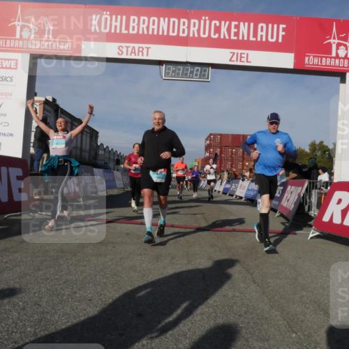 03.10.2025 - Köhlbrandbrückenlauf Matties Gatica Varas http://msf.ph/oto/9167808 03.10.2025 10:11:03 Ziel 1149, 1151, 1183, 1229, 1286, 1568, 1705, 1802, 1945, 1973, 2381, 2711, 3352, 3410, 3717, 3808 meine-sportfotos.de