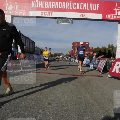 03.10.2025 - Köhlbrandbrückenlauf Matties Gatica Varas http://msf.ph/oto/9167840 03.10.2025 10:11:18 Ziel 1341, 1844, 2214, 3011, 3334, 3653 meine-sportfotos.de