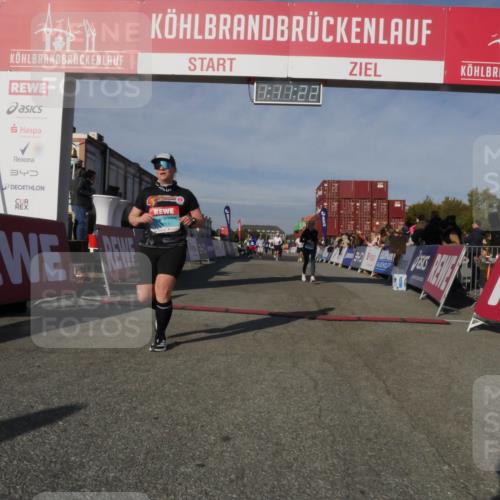 03.10.2025 - Köhlbrandbrückenlauf Matties Gatica Varas http://msf.ph/oto/9167852 03.10.2025 10:11:24 Ziel 1341, 1844, 2939, 3120, 3121, 3167, 3238, 3445, 3542 meine-sportfotos.de