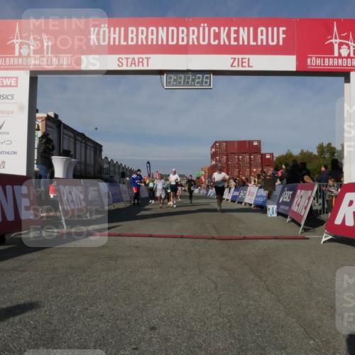 03.10.2025 - Köhlbrandbrückenlauf Matties Gatica Varas http://msf.ph/oto/9167859 03.10.2025 10:11:28 Ziel 1341, 1871, 2215, 2881, 2939, 2941, 3119, 3120, 3121, 3167, 3202, 3238, 3445, 3542 meine-sportfotos.de