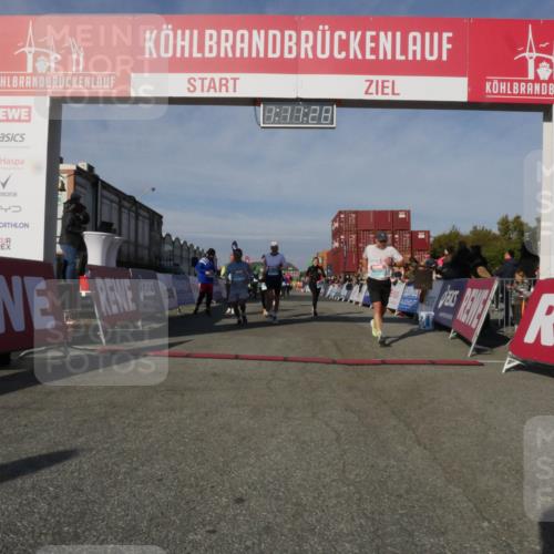 03.10.2025 - Köhlbrandbrückenlauf Matties Gatica Varas http://msf.ph/oto/9167862 03.10.2025 10:11:30 Ziel 1341, 1871, 2215, 2881, 2939, 2941, 3119, 3120, 3121, 3167, 3202, 3238, 3445, 3528, 3542 meine-sportfotos.de