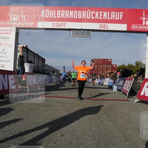 03.10.2025 - Köhlbrandbrückenlauf Matties Gatica Varas http://msf.ph/oto/9167929 03.10.2025 10:12:02 Ziel 1350, 1417, 1458, 1465, 1501, 1512, 1952, 2077, 2730, 2921, 3711, 3838 meine-sportfotos.de