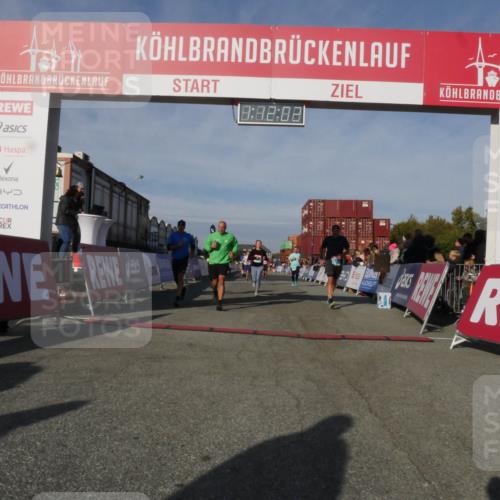 03.10.2025 - Köhlbrandbrückenlauf Matties Gatica Varas http://msf.ph/oto/9167933 03.10.2025 10:12:04 Ziel 1417, 1458, 1465, 1501, 1512, 1534, 1915, 1952, 2077, 2730, 2921, 3711, 3838 meine-sportfotos.de