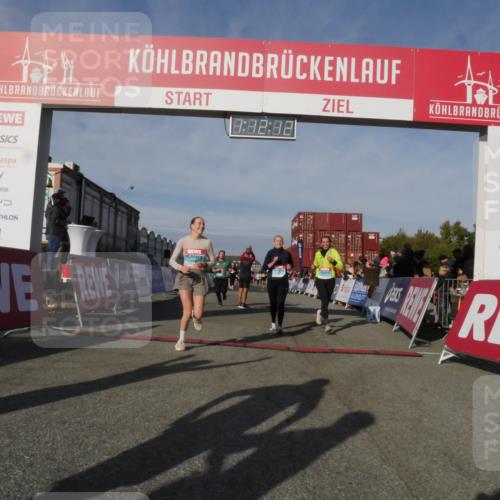 03.10.2025 - Köhlbrandbrückenlauf Matties Gatica Varas http://msf.ph/oto/9167952 03.10.2025 10:12:14 Ziel 1038, 1417, 1458, 1520, 1534, 1640, 1771, 1829, 1915, 2841, 3457, 3768 meine-sportfotos.de