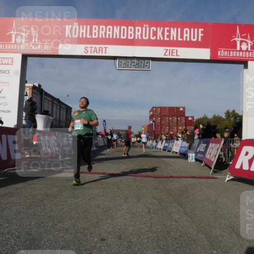 03.10.2025 - Köhlbrandbrückenlauf Matties Gatica Varas http://msf.ph/oto/9167958 03.10.2025 10:12:17 Ziel 1038, 1520, 1640, 1771, 1829, 2790, 2841, 2883, 3435, 3457, 3768 meine-sportfotos.de