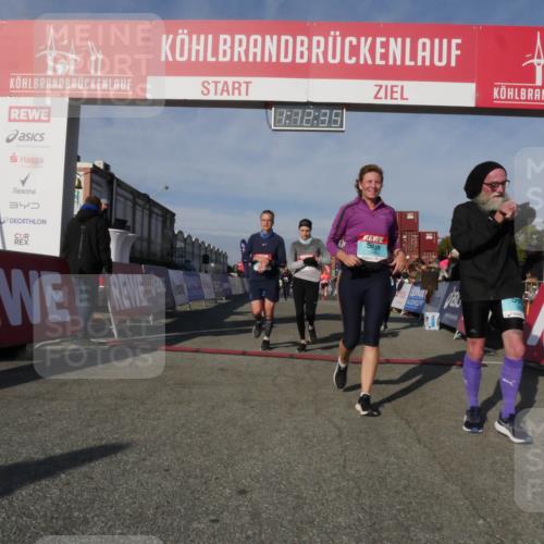 03.10.2025 - Köhlbrandbrückenlauf Matties Gatica Varas http://msf.ph/oto/9167999 03.10.2025 10:12:36 Ziel 1362, 1438, 1439, 1487, 1654, 1662, 1806, 2950, 3210, 3315, 3707, 3709, 3781 meine-sportfotos.de