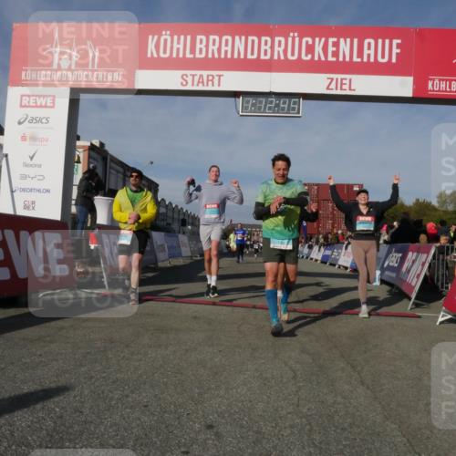 03.10.2025 - Köhlbrandbrückenlauf Matties Gatica Varas http://msf.ph/oto/9168020 03.10.2025 10:12:47 Ziel 1259, 1392, 1487, 1535, 1865, 1877, 1909, 1933, 2098, 3315, 3643, 3781 meine-sportfotos.de