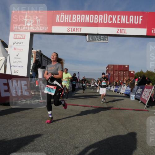 03.10.2025 - Köhlbrandbrückenlauf Matties Gatica Varas http://msf.ph/oto/9168033 03.10.2025 10:12:53 Ziel 1259, 1387, 1392, 1469, 1491, 1535, 1877, 1909, 1933, 3075, 3643, 3648, 3680 meine-sportfotos.de