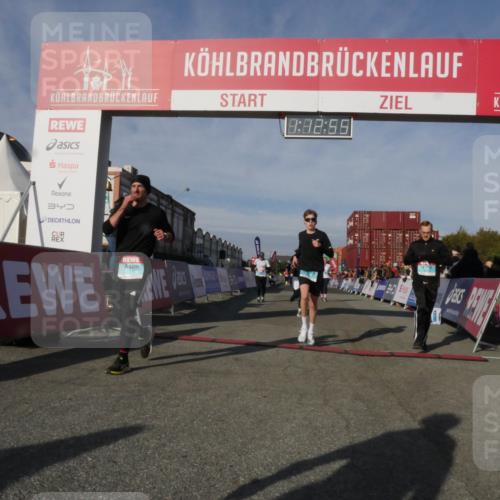 03.10.2025 - Köhlbrandbrückenlauf Matties Gatica Varas http://msf.ph/oto/9168040 03.10.2025 10:12:56 Ziel 1387, 1392, 1469, 1491, 1535, 1632, 1933, 2799, 3075, 3381, 3615, 3648, 3680 meine-sportfotos.de