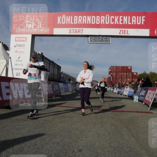 03.10.2025 - Köhlbrandbrückenlauf Matties Gatica Varas http://msf.ph/oto/9168050 03.10.2025 10:13:01 Ziel 1015, 1331, 1387, 1469, 1521, 1632, 1685, 2006, 2799, 3075, 3381, 3395, 3549, 3550, 3615, 3648, 3680, 3723 meine-sportfotos.de