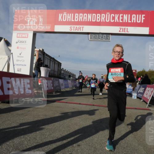 03.10.2025 - Köhlbrandbrückenlauf Matties Gatica Varas http://msf.ph/oto/9168054 03.10.2025 10:13:03 Ziel 1015, 1331, 1469, 1521, 1603, 1632, 1685, 2006, 2686, 2799, 3075, 3166, 3381, 3395, 3549, 3550, 3615, 3680, 3723 meine-sportfotos.de