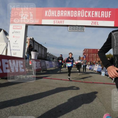 03.10.2025 - Köhlbrandbrückenlauf Matties Gatica Varas http://msf.ph/oto/9168055 03.10.2025 10:13:04 Ziel 1015, 1331, 1469, 1470, 1521, 1603, 1632, 1685, 2006, 2686, 2799, 3166, 3381, 3395, 3549, 3550, 3615, 3680, 3723 meine-sportfotos.de