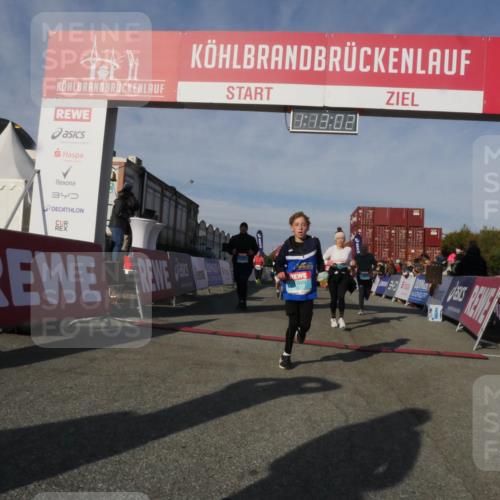 03.10.2025 - Köhlbrandbrückenlauf Matties Gatica Varas http://msf.ph/oto/9168056 03.10.2025 10:13:04 Ziel 1015, 1331, 1469, 1470, 1521, 1603, 1632, 1685, 2006, 2686, 2799, 3166, 3381, 3395, 3549, 3550, 3615, 3680, 3723 meine-sportfotos.de