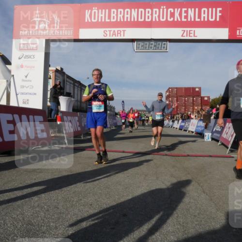 03.10.2025 - Köhlbrandbrückenlauf Matties Gatica Varas http://msf.ph/oto/9168089 03.10.2025 10:13:20 Ziel 1388, 1621, 2687, 3186, 3197, 3375, 3601, 3798 meine-sportfotos.de
