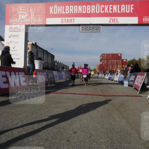 03.10.2025 - Köhlbrandbrückenlauf Matties Gatica Varas http://msf.ph/oto/9168094 03.10.2025 10:13:22 Ziel 1227, 1260, 1388, 1621, 2687, 3186, 3197, 3601, 3798 meine-sportfotos.de