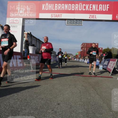03.10.2025 - Köhlbrandbrückenlauf Matties Gatica Varas http://msf.ph/oto/9168127 03.10.2025 10:13:38 Ziel 1611, 1891, 2110, 3134, 3371, 3473 meine-sportfotos.de