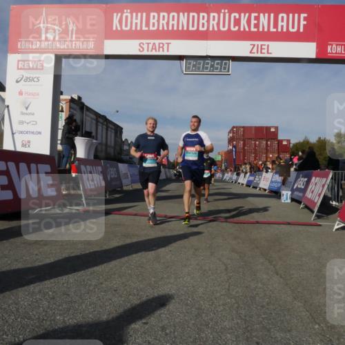 03.10.2025 - Köhlbrandbrückenlauf Matties Gatica Varas http://msf.ph/oto/9168157 03.10.2025 10:13:52 Ziel 1267, 1296, 1455, 1515, 1627, 1642, 1770, 1848, 2093, 2126, 2144, 2171, 2246, 3028, 3057, 3244, 3392 meine-sportfotos.de