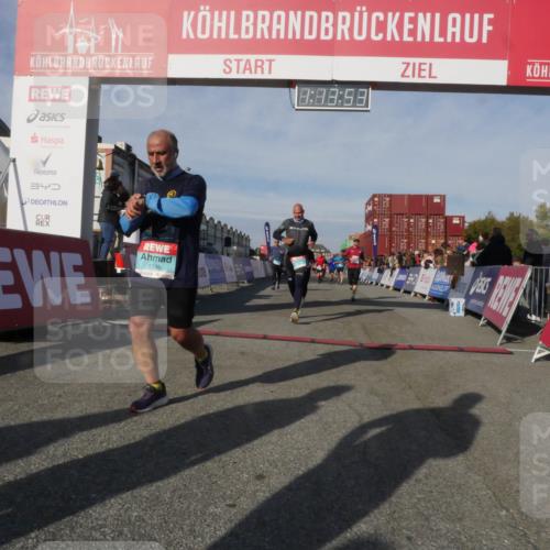03.10.2025 - Köhlbrandbrückenlauf Matties Gatica Varas http://msf.ph/oto/9168162 03.10.2025 10:13:55 Ziel 1267, 1272, 1455, 1515, 1627, 1642, 1770, 1848, 2093, 2126, 2246, 3028, 3057, 3244, 3392 meine-sportfotos.de