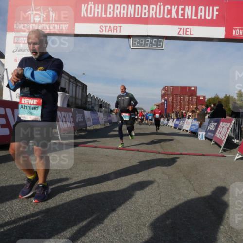 03.10.2025 - Köhlbrandbrückenlauf Matties Gatica Varas http://msf.ph/oto/9168163 03.10.2025 10:13:55 Ziel 1267, 1272, 1455, 1515, 1627, 1642, 1770, 1848, 2093, 2126, 2246, 3028, 3057, 3244, 3392 meine-sportfotos.de