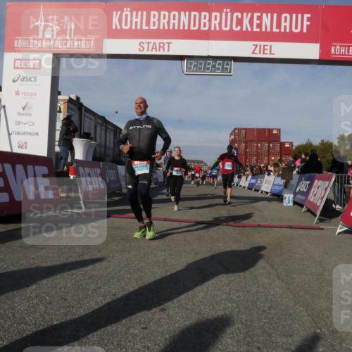 03.10.2025 - Köhlbrandbrückenlauf Matties Gatica Varas http://msf.ph/oto/9168165 03.10.2025 10:13:56 Ziel 1169, 1267, 1272, 1455, 1515, 1627, 1642, 1738, 1770, 1848, 2054, 2093, 2246, 3028, 3057, 3126, 3244, 3392 meine-sportfotos.de