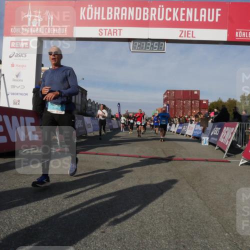 03.10.2025 - Köhlbrandbrückenlauf Matties Gatica Varas http://msf.ph/oto/9168171 03.10.2025 10:13:59 Ziel 1169, 1267, 1272, 1455, 1460, 1515, 1627, 1642, 1738, 1848, 2054, 2093, 3028, 3126, 3244, 3392, 3724 meine-sportfotos.de