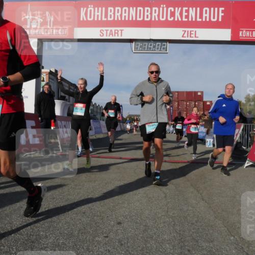 03.10.2025 - Köhlbrandbrückenlauf Matties Gatica Varas http://msf.ph/oto/9168181 03.10.2025 10:14:04 Ziel 1169, 1272, 1431, 1460, 1514, 1515, 1738, 1848, 2054, 2093, 2122, 3126, 3372, 3724, 3735, 3761 meine-sportfotos.de