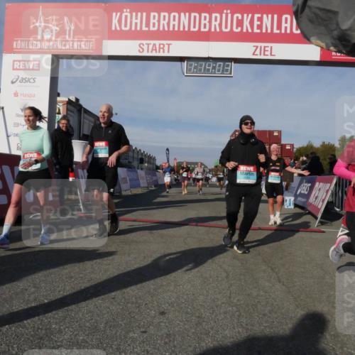 03.10.2025 - Köhlbrandbrückenlauf Matties Gatica Varas http://msf.ph/oto/9168184 03.10.2025 10:14:05 Ziel 1169, 1272, 1431, 1460, 1514, 1604, 1738, 2054, 2122, 3126, 3372, 3724, 3735, 3761 meine-sportfotos.de