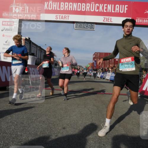 03.10.2025 - Köhlbrandbrückenlauf Matties Gatica Varas http://msf.ph/oto/9168192 03.10.2025 10:14:09 Ziel 1431, 1460, 1514, 1604, 1947, 2122, 2276, 3060, 3062, 3372, 3469, 3724, 3735, 3761, 3793 meine-sportfotos.de
