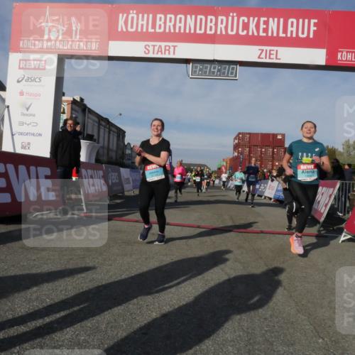 03.10.2025 - Köhlbrandbrückenlauf Matties Gatica Varas http://msf.ph/oto/9168199 03.10.2025 10:14:12 Ziel 1431, 1514, 1604, 1665, 1782, 1947, 2007, 2122, 2276, 3060, 3062, 3372, 3469, 3735, 3761, 3793 meine-sportfotos.de