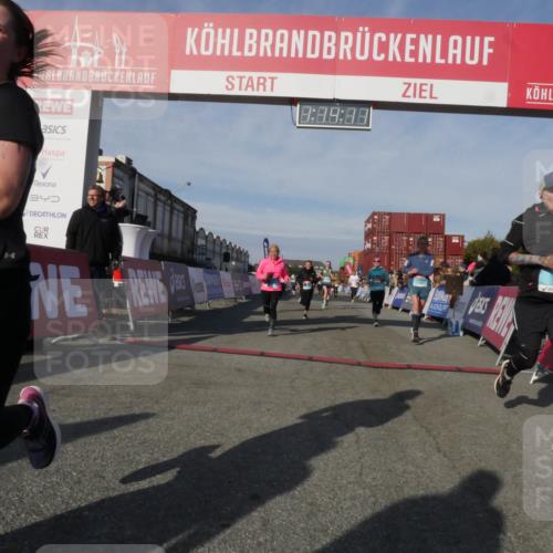 03.10.2025 - Köhlbrandbrückenlauf Matties Gatica Varas http://msf.ph/oto/9168201 03.10.2025 10:14:13 Ziel 1431, 1514, 1588, 1604, 1665, 1782, 1892, 1947, 2007, 2122, 2276, 2345, 3060, 3062, 3372, 3469, 3540, 3735, 3793 meine-sportfotos.de