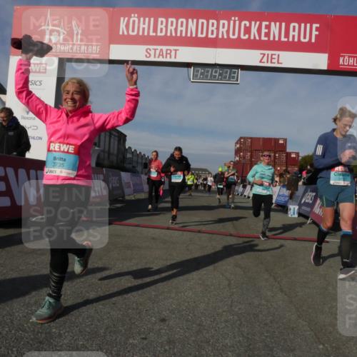 03.10.2025 - Köhlbrandbrückenlauf Matties Gatica Varas http://msf.ph/oto/9168205 03.10.2025 10:14:15 Ziel 1431, 1510, 1514, 1588, 1604, 1665, 1714, 1782, 1892, 1947, 2007, 2122, 2276, 2345, 2699, 3060, 3062, 3469, 3540, 3793 meine-sportfotos.de