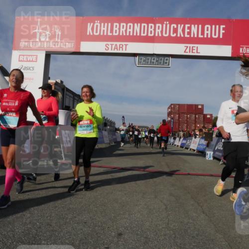 03.10.2025 - Köhlbrandbrückenlauf Matties Gatica Varas http://msf.ph/oto/9168217 03.10.2025 10:14:21 Ziel 1456, 1510, 1588, 1665, 1714, 1782, 1843, 1892, 2007, 2345, 2699, 3168, 3326, 3540, 3644, 3665, 3666 meine-sportfotos.de