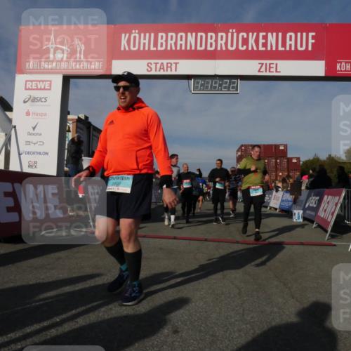 03.10.2025 - Köhlbrandbrückenlauf Matties Gatica Varas http://msf.ph/oto/9168222 03.10.2025 10:14:24 Ziel 1456, 1510, 1588, 1714, 1782, 1843, 1892, 1925, 2345, 2699, 2749, 3168, 3326, 3540, 3644, 3665, 3666 meine-sportfotos.de