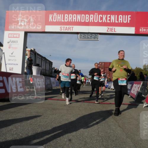 03.10.2025 - Köhlbrandbrückenlauf Matties Gatica Varas http://msf.ph/oto/9168224 03.10.2025 10:14:25 Ziel 1456, 1510, 1588, 1714, 1843, 1892, 1925, 2345, 2699, 2749, 3168, 3326, 3540, 3644, 3665, 3666 meine-sportfotos.de