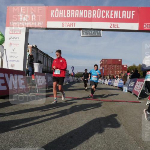 03.10.2025 - Köhlbrandbrückenlauf Matties Gatica Varas http://msf.ph/oto/9168238 03.10.2025 10:14:31 Ziel 1456, 1735, 1925, 2749, 3168, 3326, 3666 meine-sportfotos.de