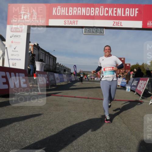 03.10.2025 - Köhlbrandbrückenlauf Matties Gatica Varas http://msf.ph/oto/9168248 03.10.2025 10:14:36 Ziel 1735, 2986, 3461 meine-sportfotos.de