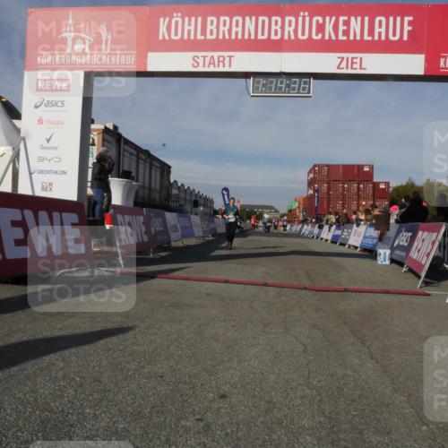 03.10.2025 - Köhlbrandbrückenlauf Matties Gatica Varas http://msf.ph/oto/9168252 03.10.2025 10:14:38 Ziel 1305, 1735, 1820, 2230, 2986, 3461, 3843 meine-sportfotos.de