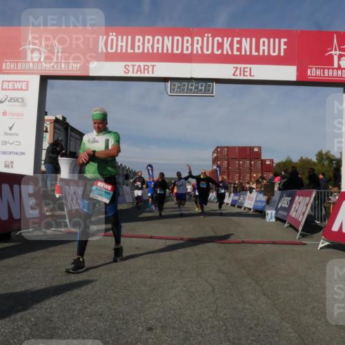 03.10.2025 - Köhlbrandbrückenlauf Matties Gatica Varas http://msf.ph/oto/9168274 03.10.2025 10:14:49 Ziel 1305, 1427, 1598, 1633, 1711, 1820, 2230, 2747, 2832, 2834, 2837, 2938, 2951, 3499, 3500, 3645, 3744, 3843 meine-sportfotos.de