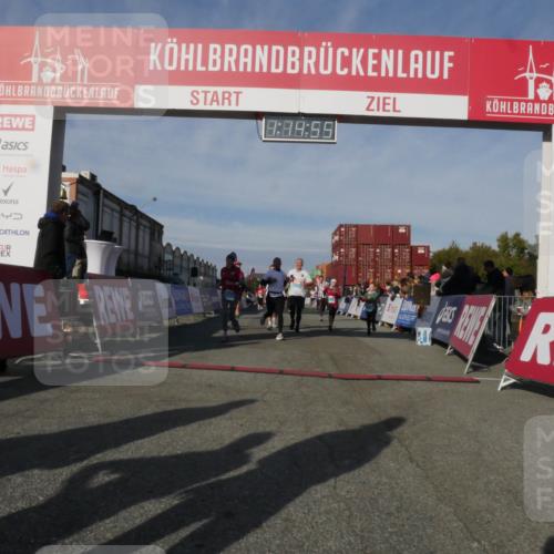 03.10.2025 - Köhlbrandbrückenlauf Matties Gatica Varas http://msf.ph/oto/9168291 03.10.2025 10:14:57 Ziel 1220, 1427, 1633, 1655, 1674, 1711, 1813, 2812, 2832, 2834, 2837, 3499, 3500, 3699, 3750 meine-sportfotos.de