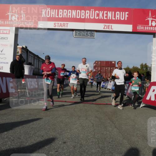 03.10.2025 - Köhlbrandbrückenlauf Matties Gatica Varas http://msf.ph/oto/9168296 03.10.2025 10:14:59 Ziel 1220, 1427, 1655, 1674, 1711, 1813, 1852, 2044, 2812, 2832, 2834, 2837, 3499, 3500, 3699, 3750 meine-sportfotos.de