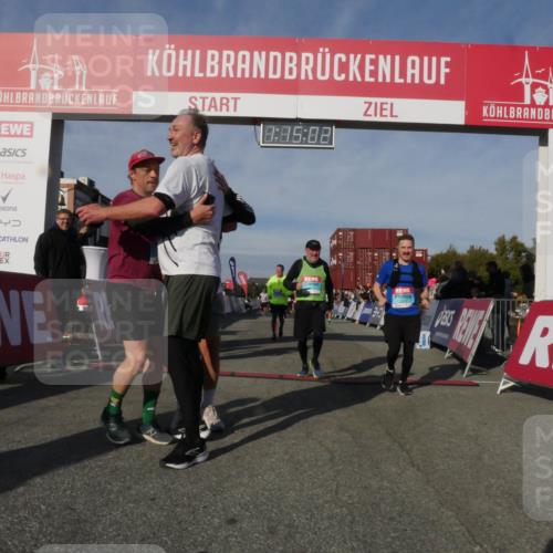 03.10.2025 - Köhlbrandbrückenlauf Matties Gatica Varas http://msf.ph/oto/9168305 03.10.2025 10:15:03 Ziel 1193, 1195, 1220, 1480, 1551, 1655, 1674, 1797, 1813, 1852, 2044, 2206, 2207, 2812, 3144, 3169, 3699, 3750 meine-sportfotos.de