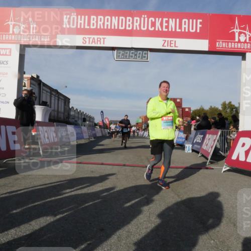 03.10.2025 - Köhlbrandbrückenlauf Matties Gatica Varas http://msf.ph/oto/9168312 03.10.2025 10:15:07 Ziel 1193, 1195, 1480, 1551, 1797, 1813, 1852, 2044, 2206, 2207, 3037, 3144, 3169, 3206, 3207, 3214, 3348, 3750 meine-sportfotos.de