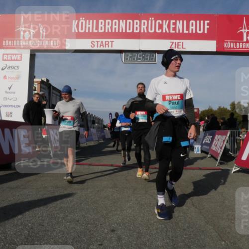 03.10.2025 - Köhlbrandbrückenlauf Matties Gatica Varas http://msf.ph/oto/9168324 03.10.2025 10:15:12 Ziel 1193, 1195, 1324, 1480, 1523, 1551, 1693, 1785, 1797, 2147, 2206, 2207, 2707, 3037, 3144, 3169, 3206, 3207, 3214, 3229, 3339, 3348, 3470, 3471, 3668 meine-sportfotos.de
