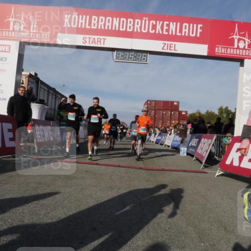 03.10.2025 - Köhlbrandbrückenlauf Matties Gatica Varas http://msf.ph/oto/9168336 03.10.2025 10:15:18 Ziel 1324, 1523, 1693, 1754, 1761, 1773, 1785, 1922, 2046, 2147, 2707, 3037, 3206, 3207, 3214, 3229, 3339, 3348, 3470, 3471, 3668, 3792 meine-sportfotos.de