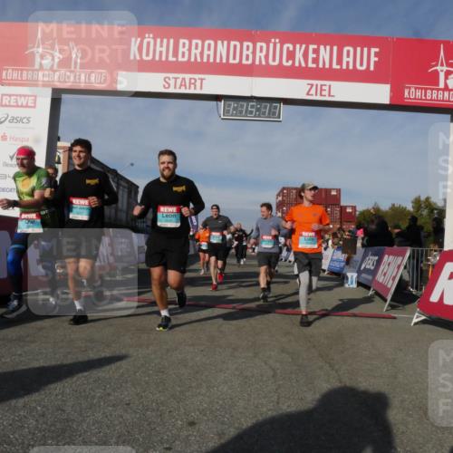 03.10.2025 - Köhlbrandbrückenlauf Matties Gatica Varas http://msf.ph/oto/9168338 03.10.2025 10:15:19 Ziel 1324, 1523, 1691, 1693, 1754, 1761, 1773, 1785, 1922, 2046, 2147, 2707, 3037, 3214, 3229, 3339, 3470, 3471, 3668, 3792 meine-sportfotos.de