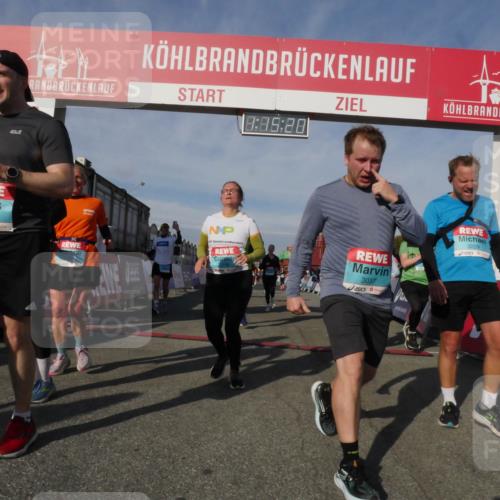 03.10.2025 - Köhlbrandbrückenlauf Matties Gatica Varas http://msf.ph/oto/9168344 03.10.2025 10:15:22 Ziel 1324, 1523, 1691, 1693, 1754, 1761, 1773, 1785, 1922, 2046, 2707, 3515, 3668, 3792 meine-sportfotos.de
