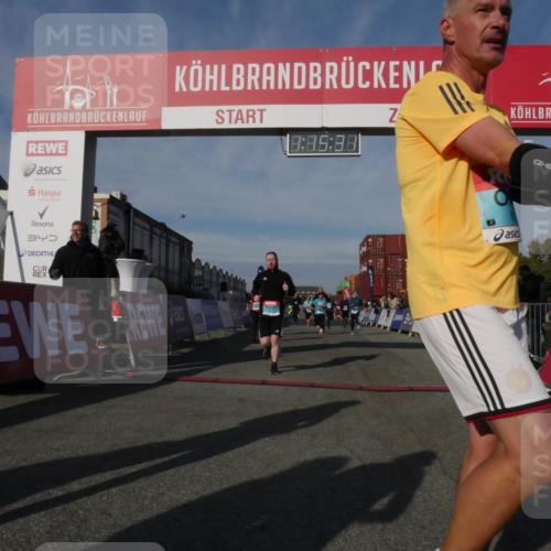 03.10.2025 - Köhlbrandbrückenlauf Matties Gatica Varas http://msf.ph/oto/9168367 03.10.2025 10:15:33 Ziel 1337, 1390, 1637, 1666, 1779, 1903, 1905, 2017, 2079, 2368, 2454, 2719, 2953, 3482, 3515, 3596, 3773, 3788 meine-sportfotos.de